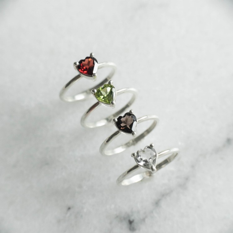 Pierścionek Serce z Białym Topazem Silver (id: 2022)