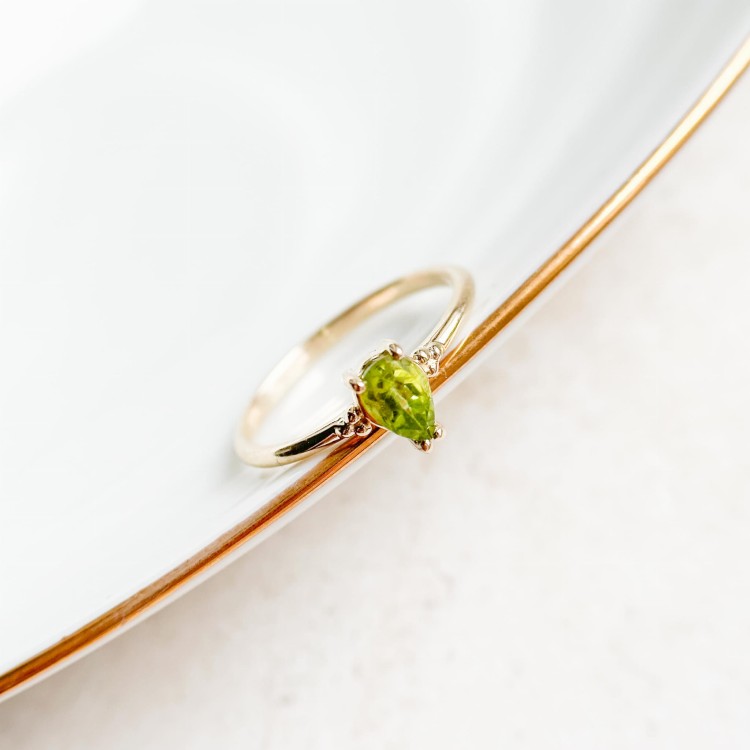 Złoty Pierścionek Kropla z Oliwinem (id: 2032)