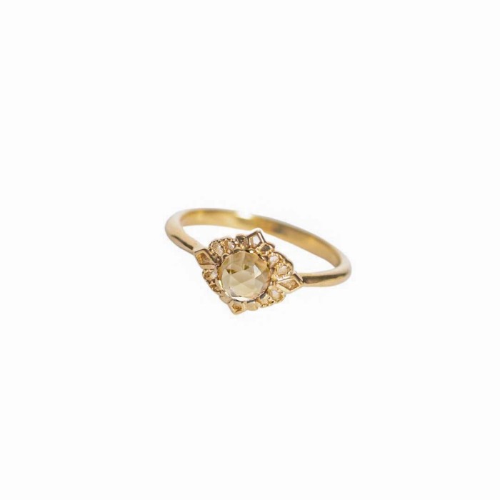 Tradycyjny Pierścionek W Stylu Retro Z Cytrynem Gold (id: 2042)