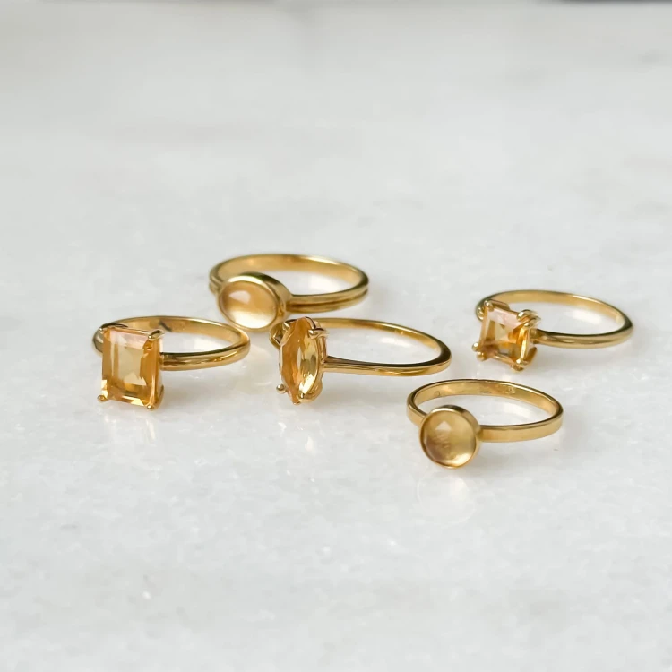 Pierścionek z Prostokątnym Cytrynem Gold (id: 1836)