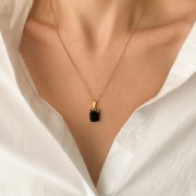 Złoty Naszyjnik z Prostokątnym Onyksem