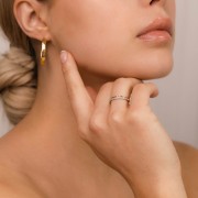 Złota Obrączka z Brylantami i Ozdobnym Splotem 0,13 ct