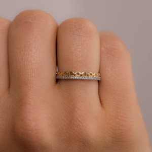 Złota Obrączka z Brylantami i Ozdobnym Splotem 0,13 ct