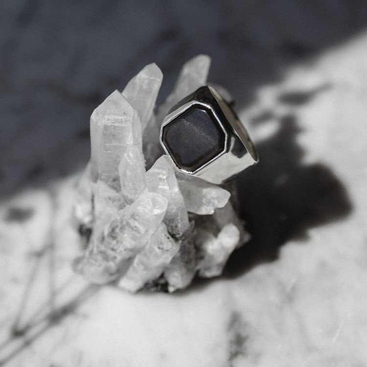 Sygnet z Dużym Obsydianem Silver