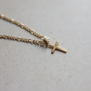 Naszyjnik z Krzyżem Gold