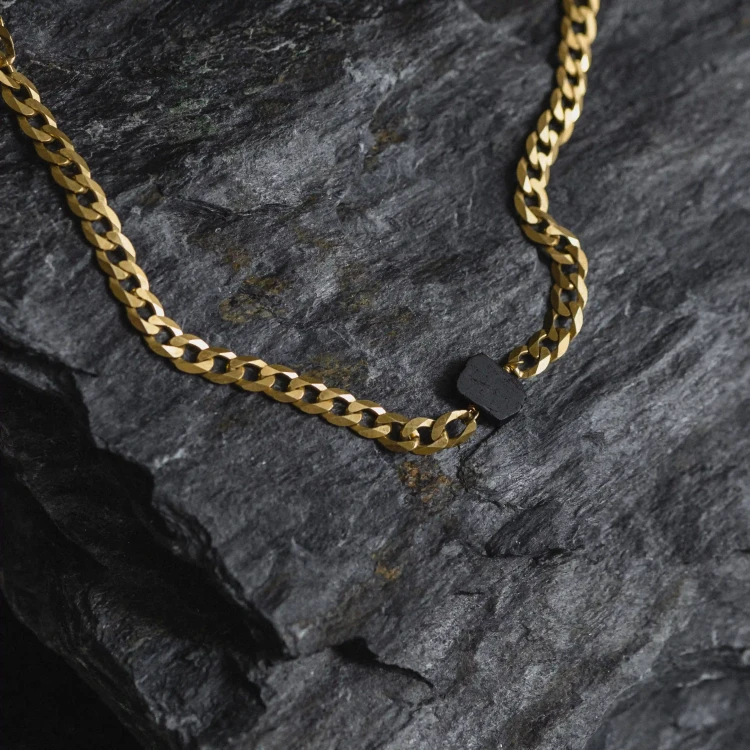 Naszyjnik z Czarnym Turmalinem na Grubym Łańcuszku