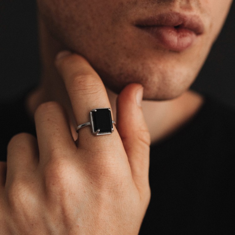 Pierścionek z Prostokątnym Onyksem Silver