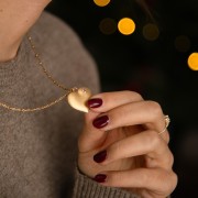 Złoty naszyjnik z grawerem