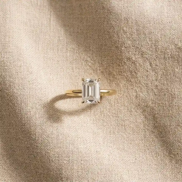 Złoty Pierścionek z Prostokątnym Diamentem Laboratoryjnym 1,5 ct