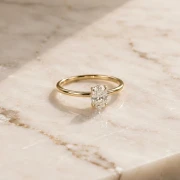 Złoty Pierścionek z Diamentem Laboratoryjnym 0,37 ct