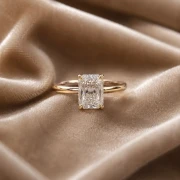 Złoty Pierścionek z Prostokątnym Diamentem Laboratoryjnym 1,5 ct