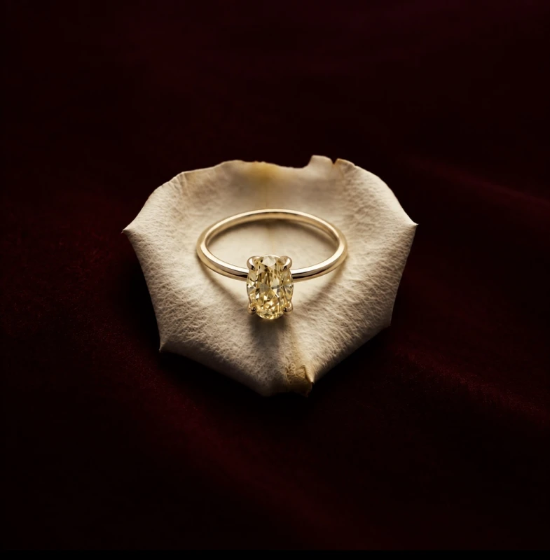 Złoty Pierścionek z Żółtym Diamentem Laboratoryjnym 0,37 ct