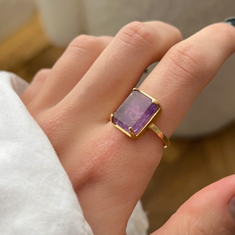 Pierścionek z ametystem