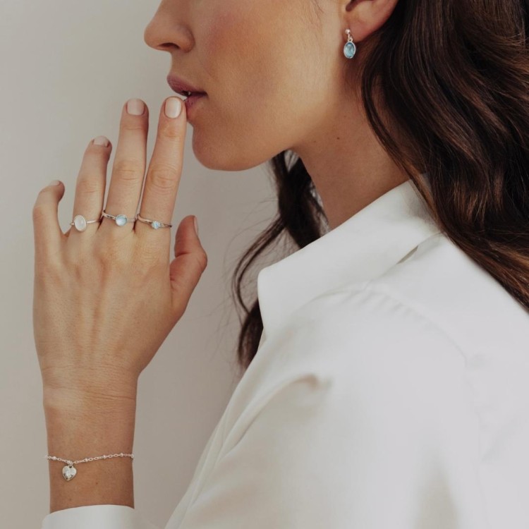696 Jewelry