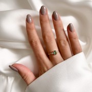 pierścionek ze szmaragdem i brylantami