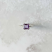 Pierścionek z Kwadratowym Ametystem Silver